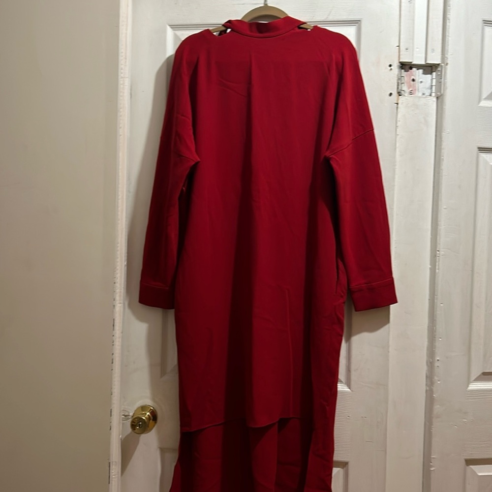 Tibi - Picture 1 of 15